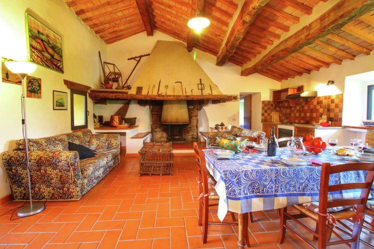 Castiglione dʼOrcia Podere Il Tigliolo מראה חיצוני תמונה