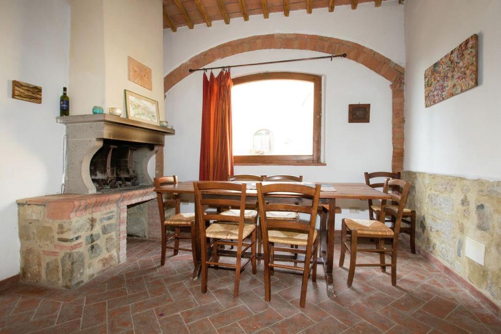 Castiglione dʼOrcia Podere Il Tigliolo מראה חיצוני תמונה